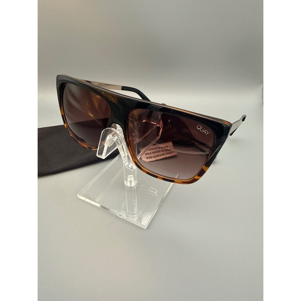 Quay Australia OTL II Sunglasses Womens OS Black Tortoise Oversized Shield & Bag
